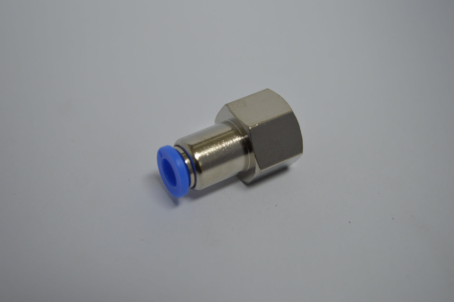 Female Stud Connector